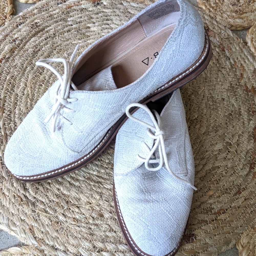 Kelsi Dagger Brooklyn shoes - sz 8.5